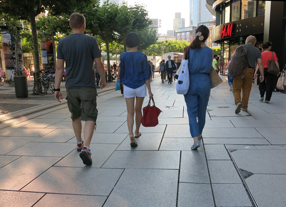 pedestrian-zone-456909_960_720