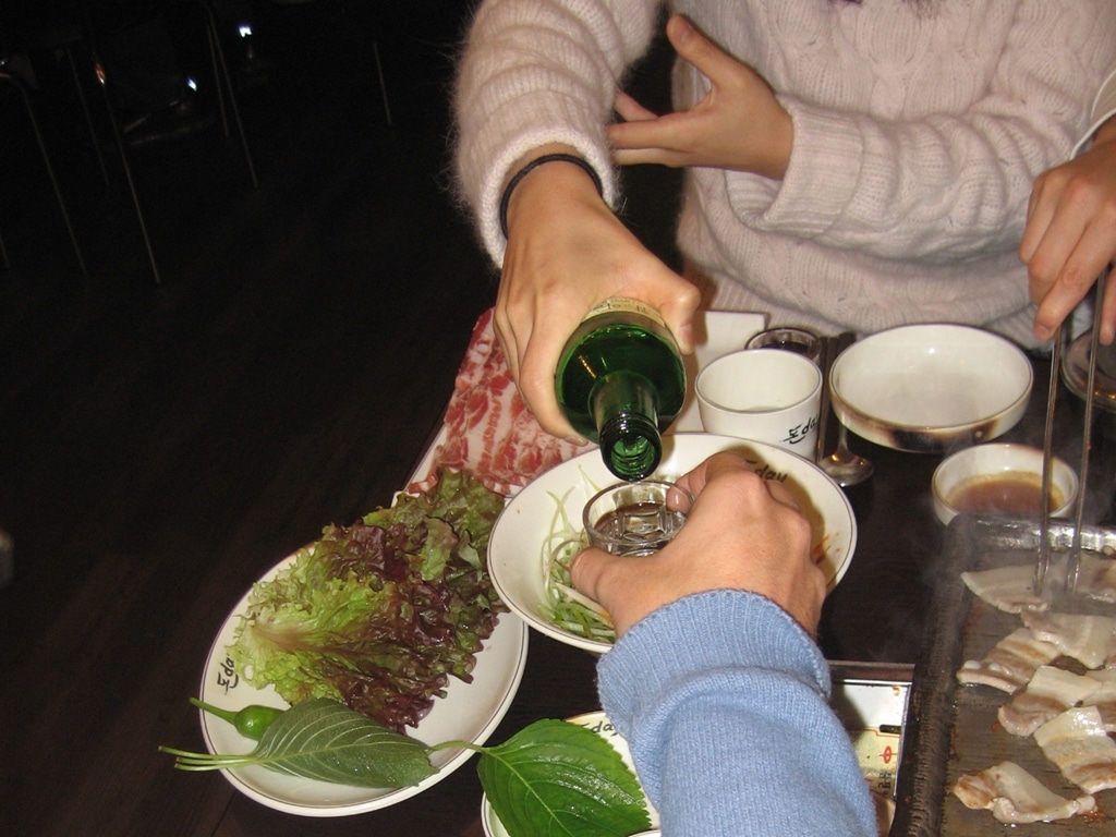 한잔의 술도 건강에는 좋지 않습니다. 이미지출처 : en.wikimedia.org