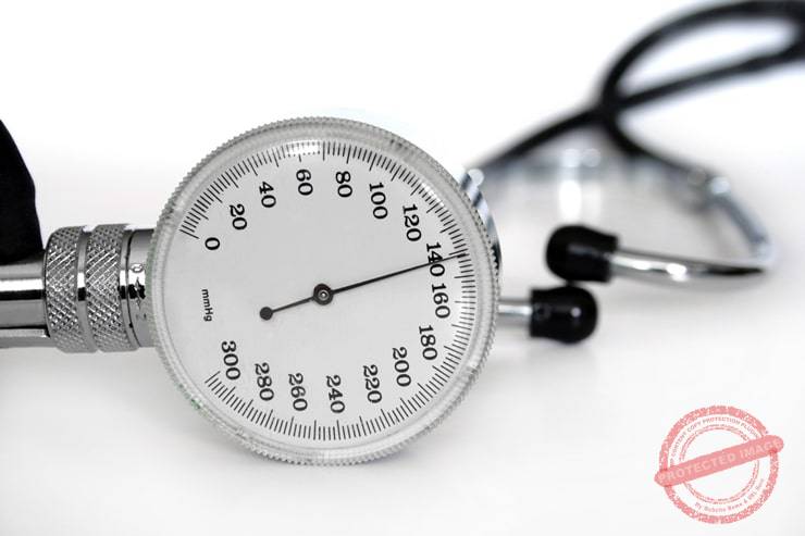 stethoscope to measure blood pressure